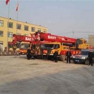 ��ɽ�|ƽ�ء���һ���ؙC(j��)��ҹ�YԮ����ͨ����ͨ��